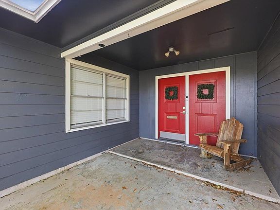4th image of 4620 Dellwood Ln