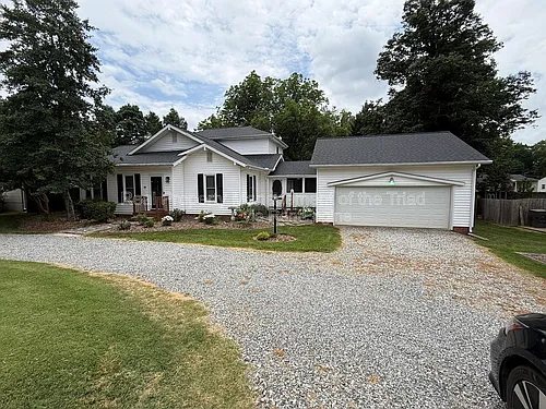 905 Old Winston Rd Photo 1