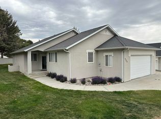 499 Pebble Ln, Pocatello, ID 83204