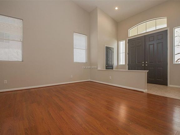 3rd image of 6433 Mahogany Peak Ave