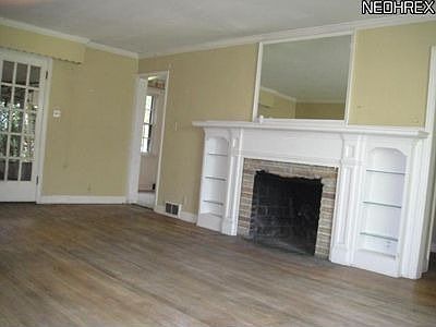 4th image of 655 W Maryland Ave