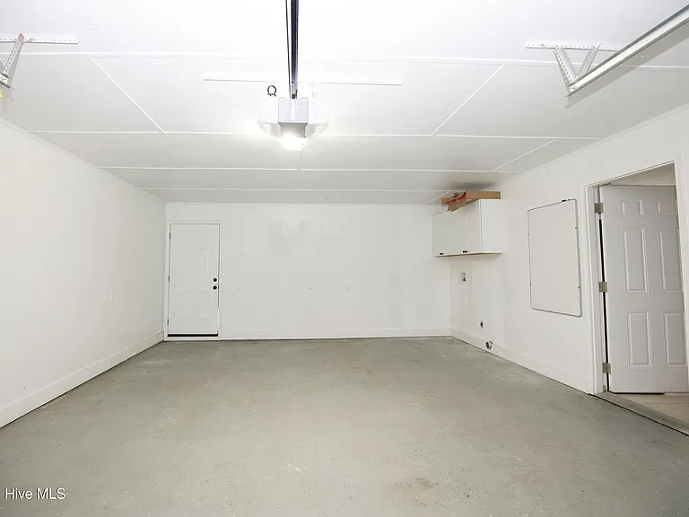 201 Sarason Pl — Photo 42
