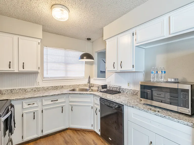 5701 Quail Run St — Photo 9