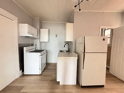 185 Avenue E Photo 1