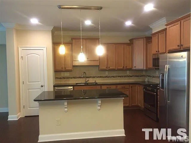 423 Talons Rest Way — Photo 2
