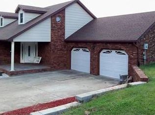 366 Whispering Oaks Dr, Bethalto, IL
