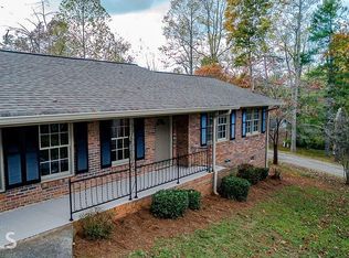 199 Maple St, Cornelia, GA 30531