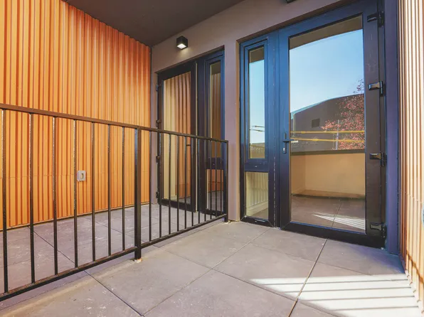 138-25 Barclay Avenue image 10 of 20