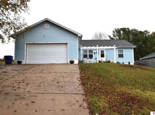 9707 Clubhouse Cir, Plattsmouth, NE 68048