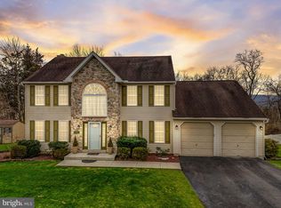 502 Antietam Dr, Douglassville, PA 19518