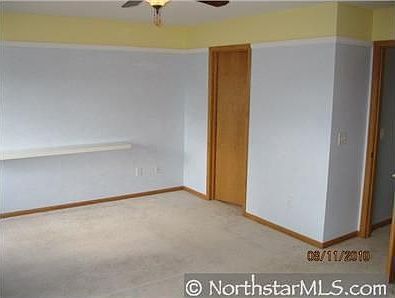 5th image of 329 Shea St