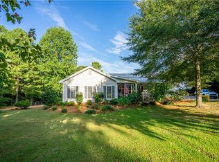 4365 Pine Vale Rd, Gainesville, GA 30507