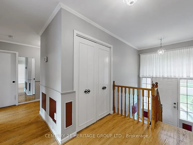 1 Dunsinane Dr — Photo 30