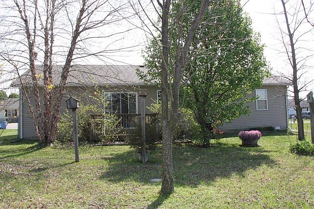 2nd image of 107 Brittany Ln
