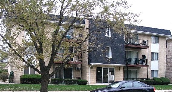 3rd image of 8850 Mobile Ave APT 2C