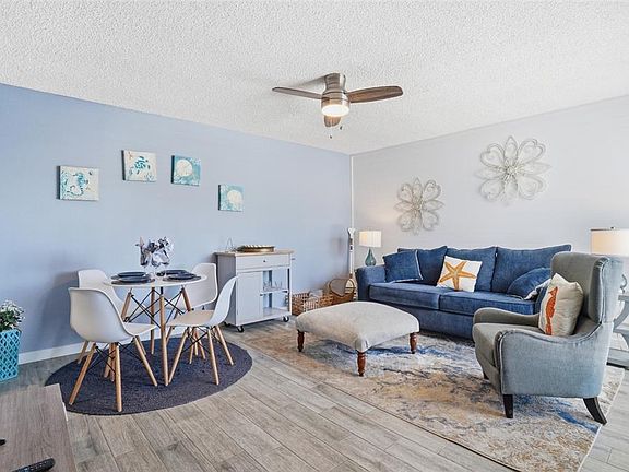 5th image of 155 Medallion Blvd APT E