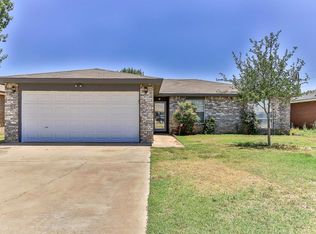 1015 Juneau Ave, Lubbock, TX 79416