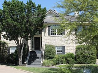 39 Autumn Oaks Dr, The Hills, TX 78738
