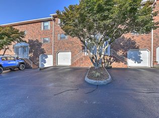 204 E Mountainview Rd #20, Johnson City, TN 37601