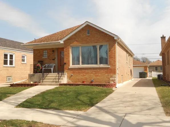 9327 S Avers Ave, Evergreen Park, IL 60805