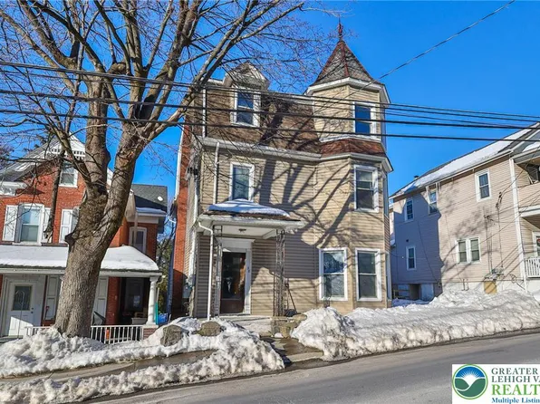 38 W Central Ave, Bangor, PA 18013