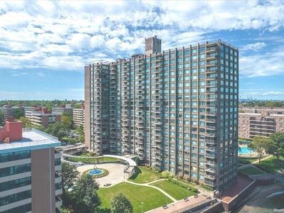 166-25 Powells Cove Boulevard #12J, Whitestone, NY, 11357