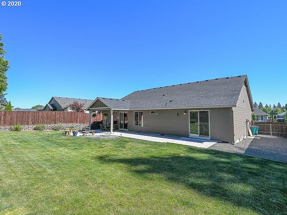 3rd image of 4106 NE 133rd St