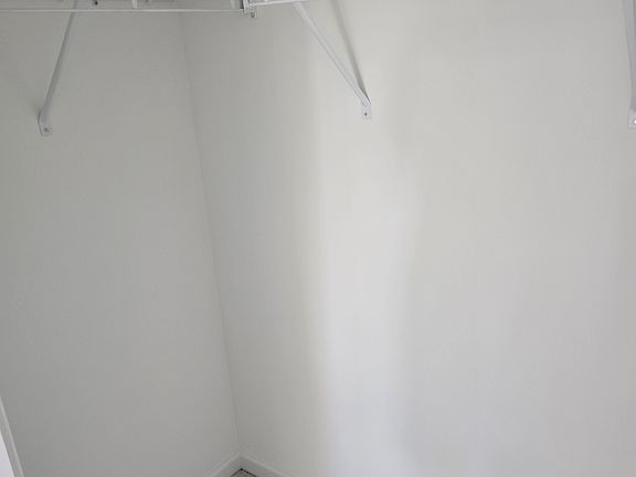 4th image of 3213 Gypsum Dr
