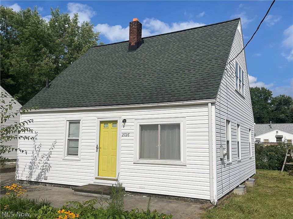 1st image of 2726 Gilbert Ave NE