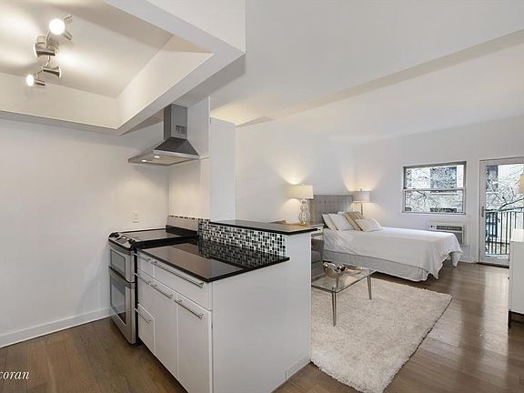 2nd image of 211 Thompson St APT 3G