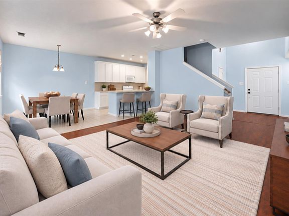 5th image of 16119 Sandy Path Ln