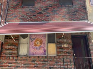 625 Tasker St, Philadelphia, PA 19148