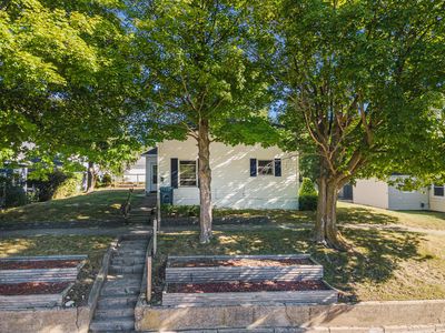 703 E Dowland St, Ludington, MI, 49431