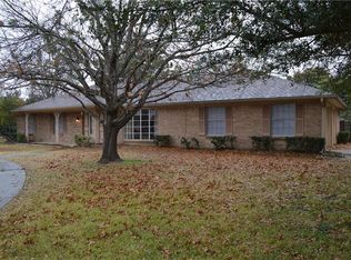 1 Carl Lee Cir, Terrell, TX 75160