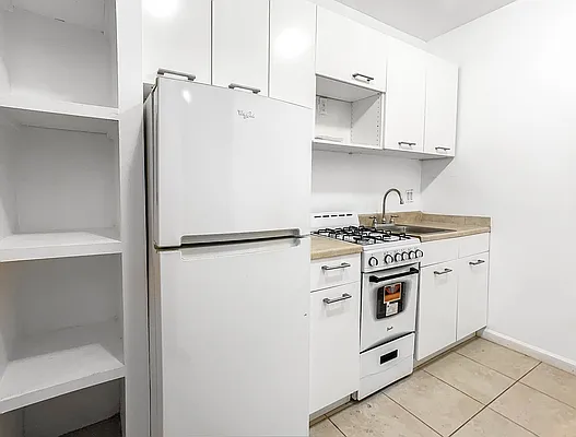 Rented by Halstead Real Estate | media 11