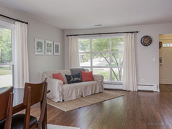 5th image of 152 N Park Blvd