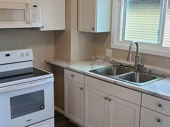 5th image of 1008 E Battell St