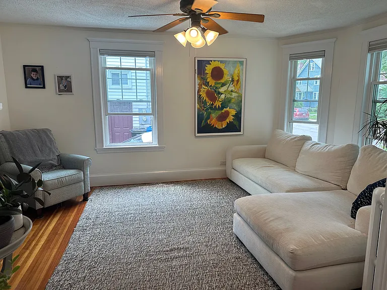 78 Fairview Ave — Photo 2
