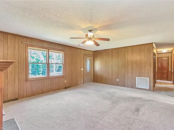 3rd image of 1506 Fishing Creek Arbor Rd
