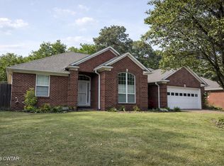 237 Executive Dr, Jackson, TN 38305