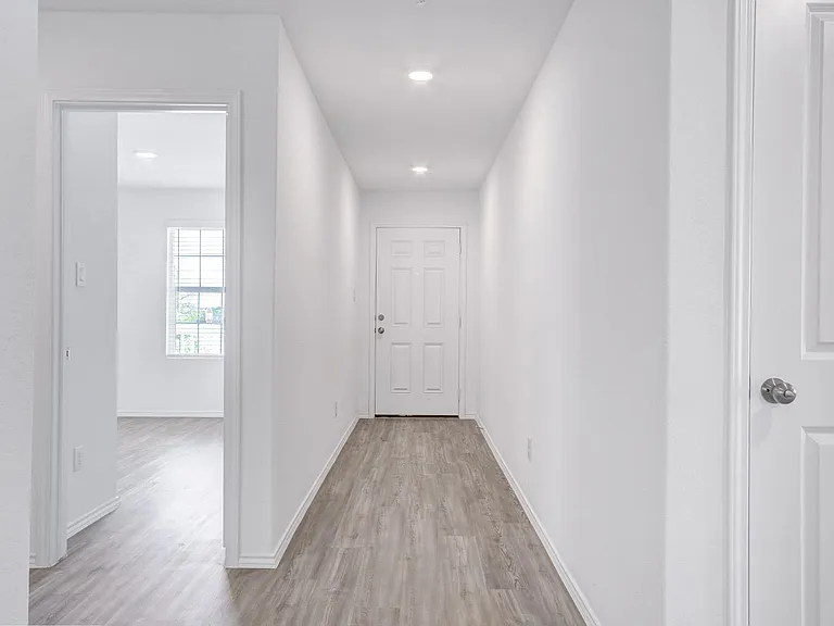15003 Greenfield Ml — Photo 3