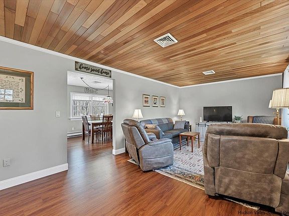 3rd image of 44 Sherman Drive