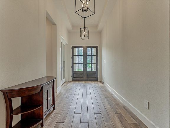3rd image of 15650 Audubon Park Dr
