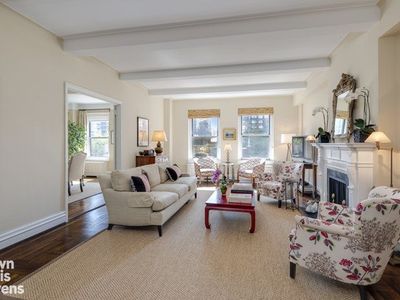 136 E 64th St APT 7C, New York, NY, 10065