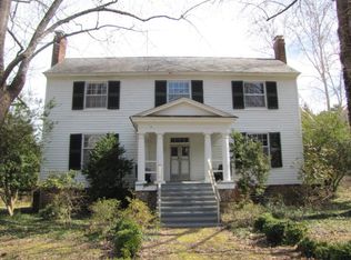 463 Reveille Rd, Chase City, VA 23924