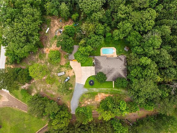 3rd image of 12 David Burns Rd