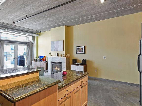 5th image of 710 N 4th St Unit 306