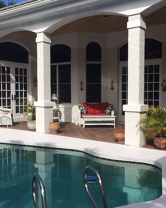 1st image of 548 Sable Oak Ln