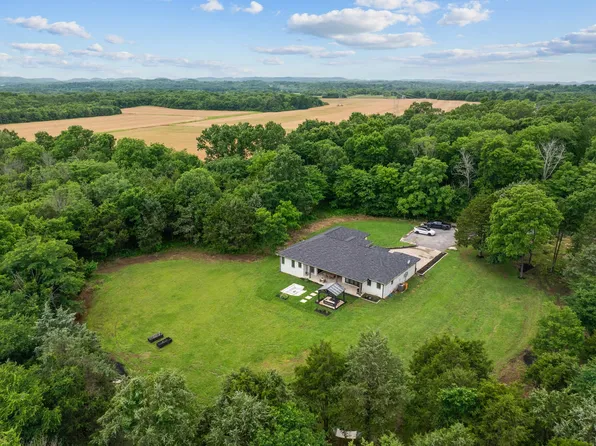 1240 John Windrow Rd, Eagleville, TN 37060