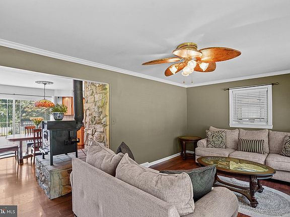 4th image of 11743 Hamilton Pl